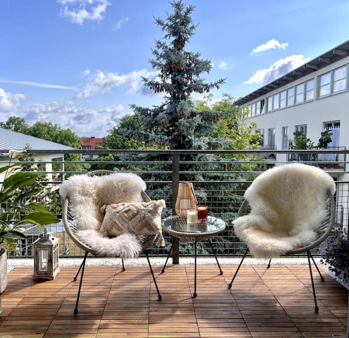 Bali Home Stylische Wohnung Mit Terrasse Schönefeld Zewnętrze zdjęcie